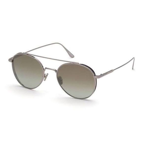 Tom Ford
DECLAN FT 0826
Shiny Light Ruthenium/Green Unisex Sunglasses TF826-F - Picture 3 of 7